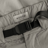 Buckle of the integrated belt of DYEPOP SHORTS / GHIACCIO