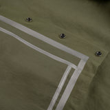 thermo-taping and button details of ORIGAMI OUTERSHIRT / VERDE SALVIA