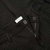 magnetic closure and zip details of ORIGAMI WOOL PANTS / GESSATO
