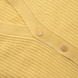 button detail of PURE CASHMERE TIMELESS CARDIGAN 5G / SUN