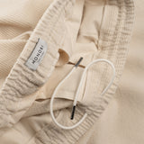 drawstring detail of AGELESS CORDUROY PANTS / NATURALE