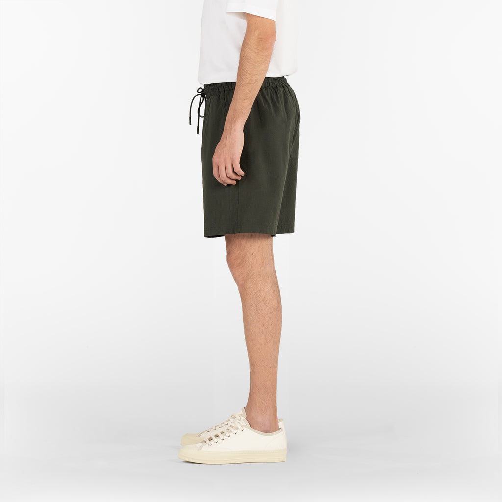 STRIPED SEERSUCKER DRAWSTRING SHORTS / DEEP GREEN – Monobi