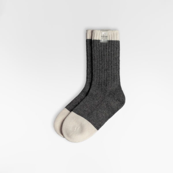 PURE CASHMERE SOCKS / GRANIT