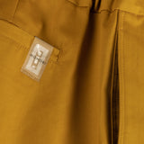 Dettaglio etichetta NFC di BIO GABARDINE SHORTS / OCRA