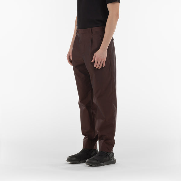 3/4 di posizione dei pantaloni BIO COTTON / CIOCCOLATO