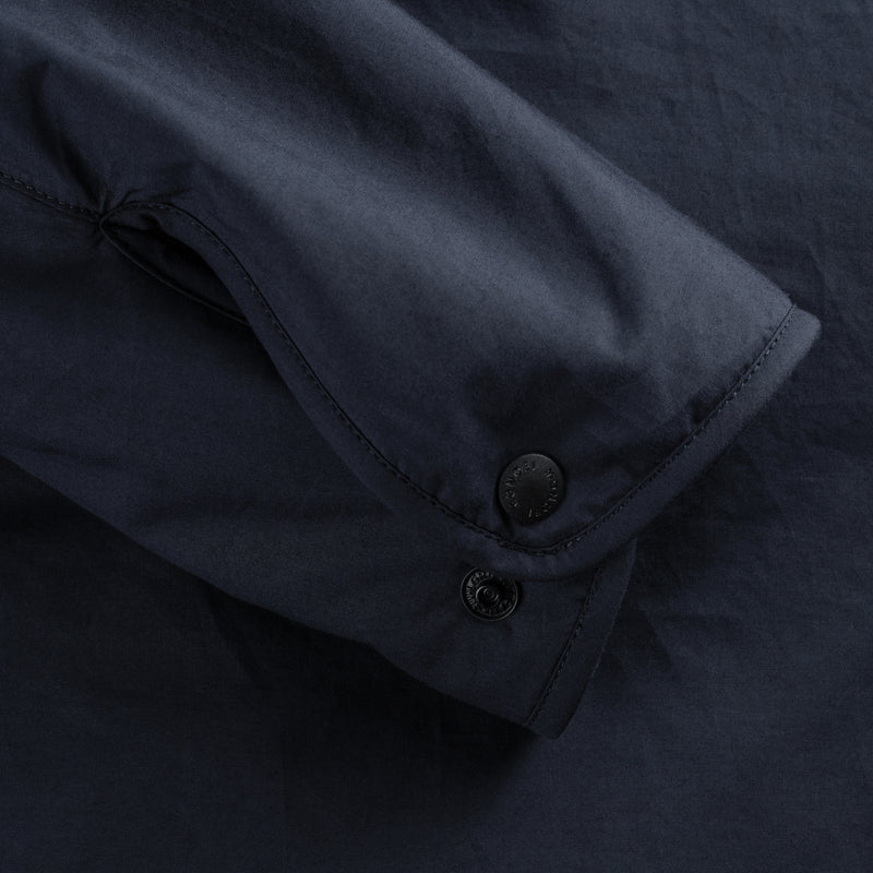 dettaglio manica di COMPACT SHIRT / BLU NAVY