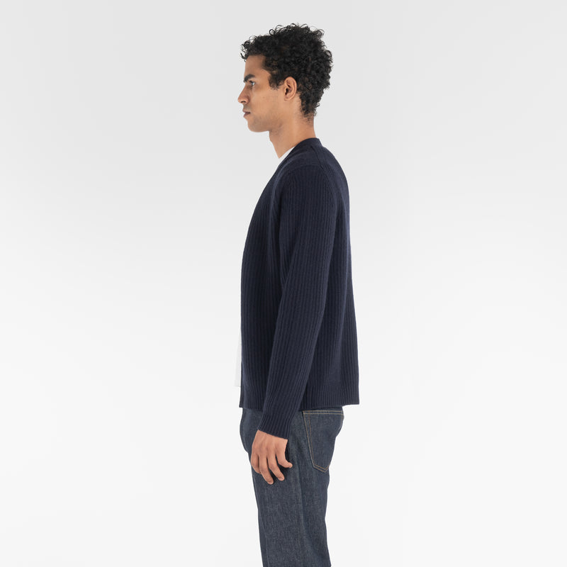 PURE CASHMERE TIMELESS CARDIGAN 5G / BELUGA