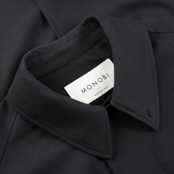 Traditional but renewed: it's the MONOBI coat