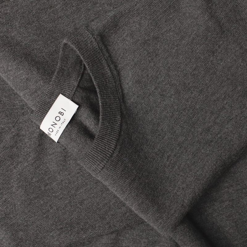 MONOBI label detail of COTTON CASHMERE WHOLEGARMENT 18G / GRIGIO MELANGE sweater