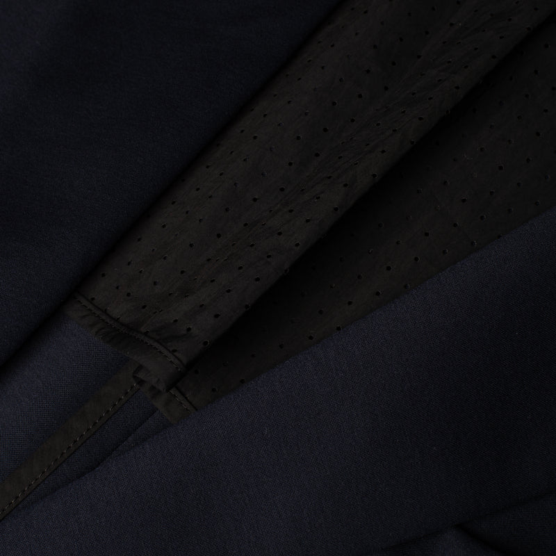 Inside of jacket detail of EASY CARE SUIT / BLUE NAVY