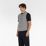 3/4 position of ECO POP VEST / GRIGIO CHIARO