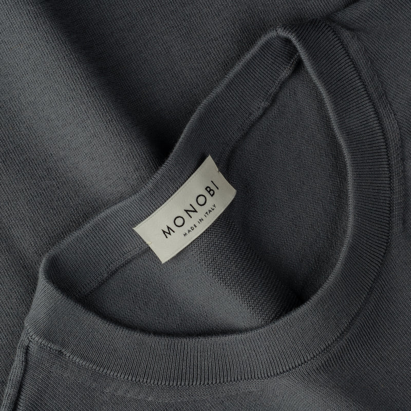 collar and MONOBI label details of SUPERIOR PIMA TSHIRT 18G / POLVERE