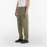 3/4 position of ORIGAMI PANTS / VERDE SALVIA