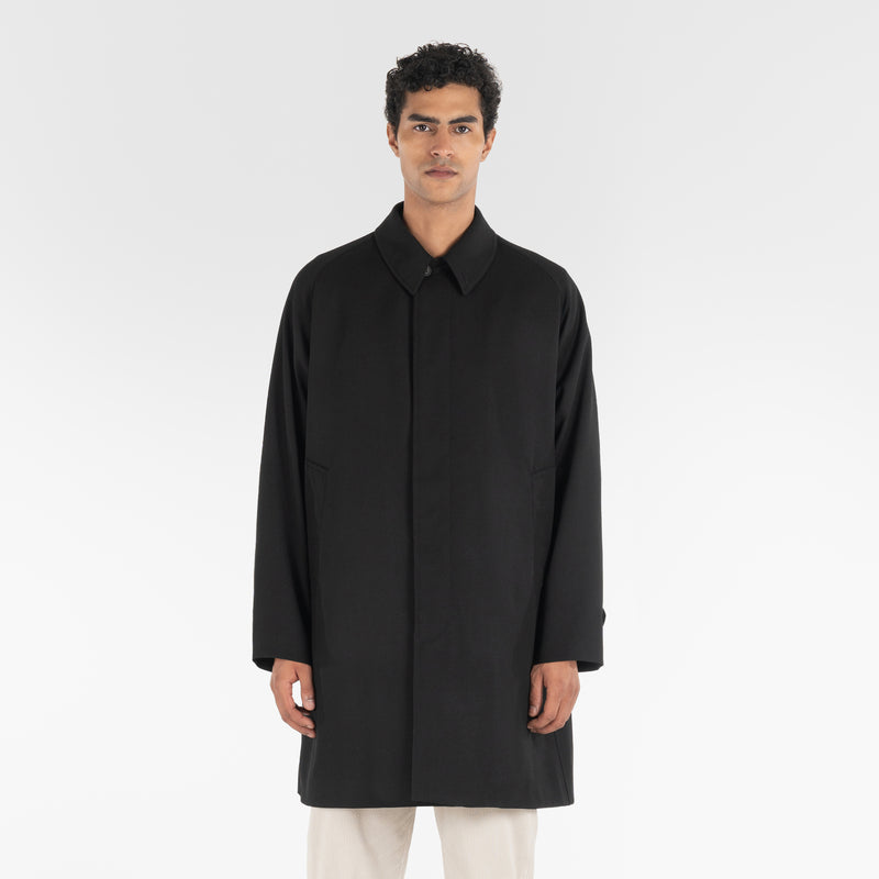 front of SUPER WOOL LONG COAT / NERO