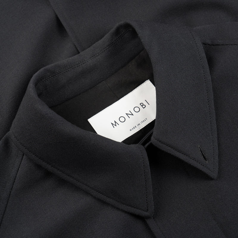 collar and label detail of SUPER WOOL LONG COAT / BLU SCURO