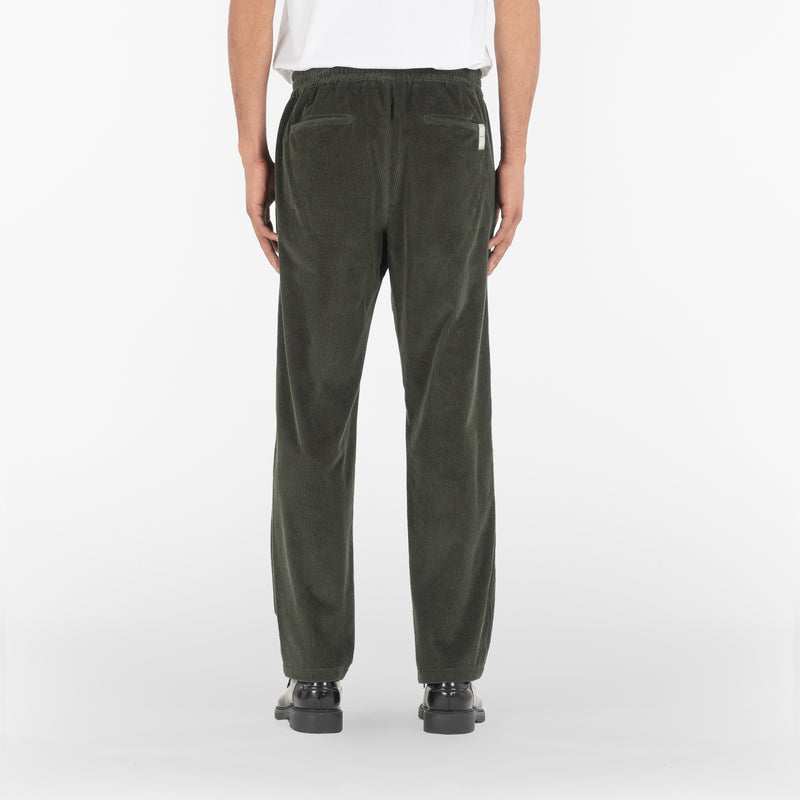 AGELESS CORDUROY PANTS / VERDE MILITARE