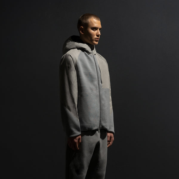 HYBRID KNIT INSULATED TUBE JACKET / LIGHT GREY