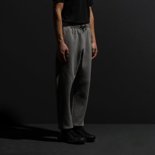 HYBRID KNIT PANTS / LIGHT GREY