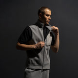 HYBRID KNIT VEST / LIGHT GREY