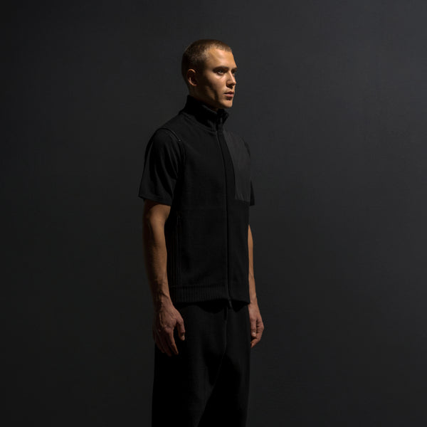 HYBRID KNIT VEST / BLACK