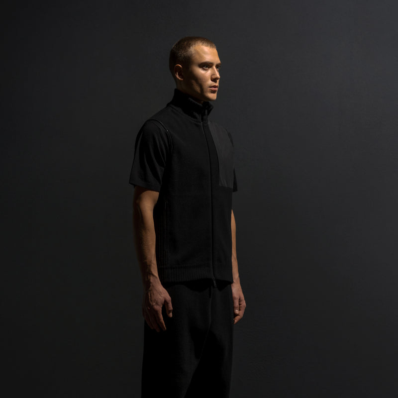 HYBRID KNIT VEST / BLACK