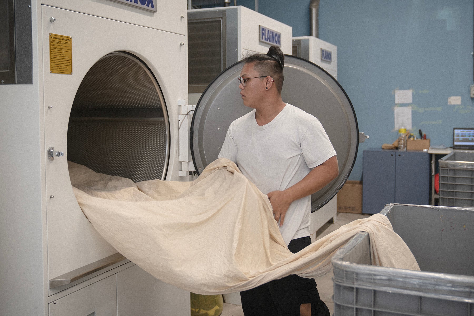 detail fabric drying process